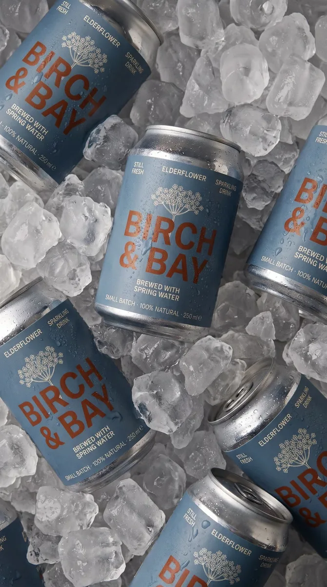 Birch & Bay — Latas en hielo
